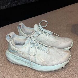 Asics Nimbus 25 Women's Light Blue Running Shoes